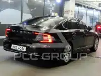 2017 Volvo S90