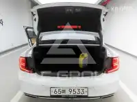 2017 Volvo S90