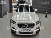 2017 Volvo V90