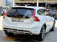 2017 Volvo V60