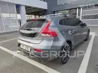 2017 Volvo V40