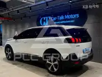 2017 Peugeot 5008