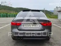 2017 Jaguar XF
