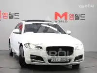 2017 Jaguar XF