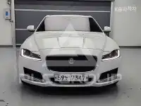 2017 Jaguar XF