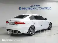 2017 Jaguar XE