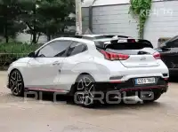 2018 Hyundai Veloster