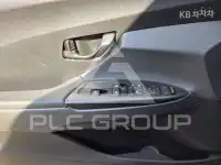 2018 Hyundai Veloster