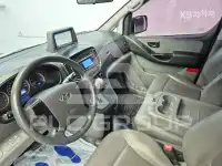 2018 Hyundai Starex