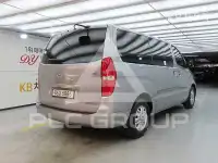2018 Hyundai Starex