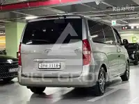 2018 Hyundai Starex
