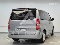 2018 Hyundai Starex