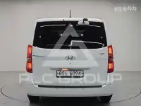 2018 Hyundai Starex