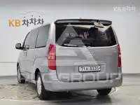 2018 Hyundai Starex