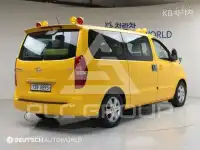 2018 Hyundai Starex
