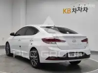 2018 Hyundai Avante
