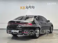2018 Hyundai Grandeur