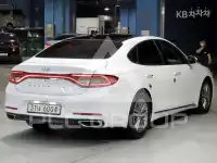 2018 Hyundai Grandeur