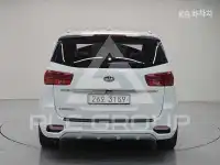 2018 KIA Carnival