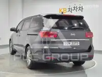2018 KIA Carnival