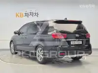 2018 KIA Carnival