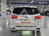2018 KIA Carnival