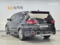 2018 KIA Carnival