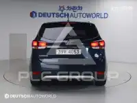 2018 KIA Carens