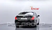 2018 Genesis G90