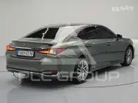 2018 Lexus ES