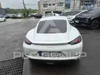 2018 Porsche Cayman