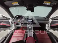 2018 Porsche Cayman