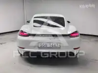 2018 Porsche Cayman
