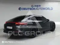 2018 Porsche Panamera