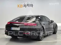 2018 Porsche Panamera