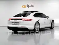 2018 Porsche Panamera