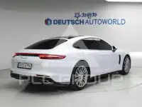 2018 Porsche Panamera