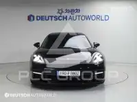 2018 Porsche Panamera