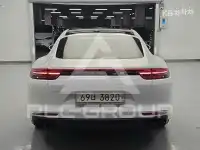 2018 Porsche Panamera