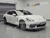 2018 Porsche Panamera
