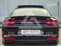 2018 Porsche Panamera