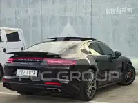 2018 Porsche Panamera