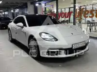 2018 Porsche Panamera