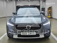 2018 Volvo V90