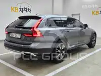 2018 Volvo V90