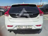 2018 Volvo V40