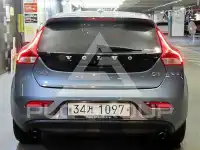 2018 Volvo V40