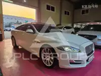 2018 Jaguar XJ