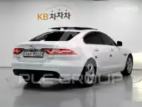 2018 Jaguar XF