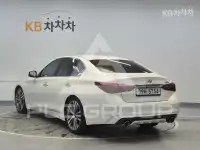 2018 Infinity Q